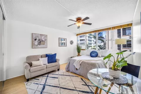 2442 Tusitala St #203, Honolulu, HI 96815