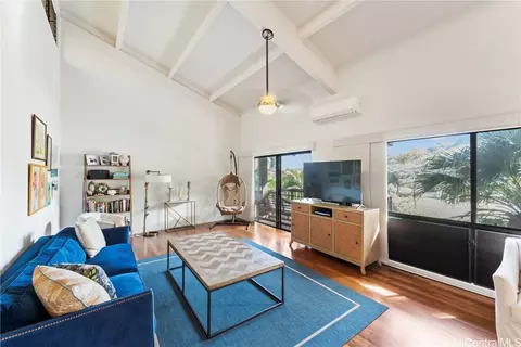 1487 Hiikala Pl #15, Honolulu, HI 96816