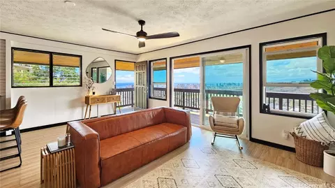 4308 Sierra Dr #B, Honolulu, HI 96816