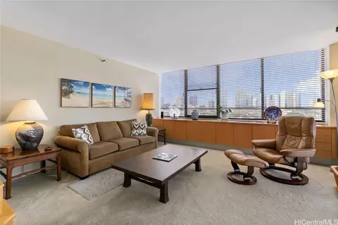 1221 Victoria St #605, Honolulu, HI 96814