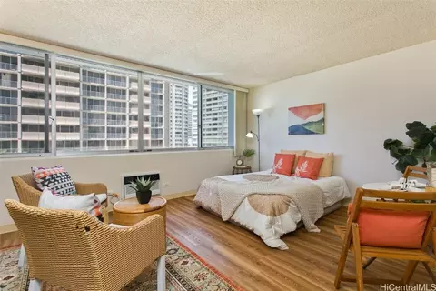 1560 Kanunu St #513, Honolulu, HI 96814