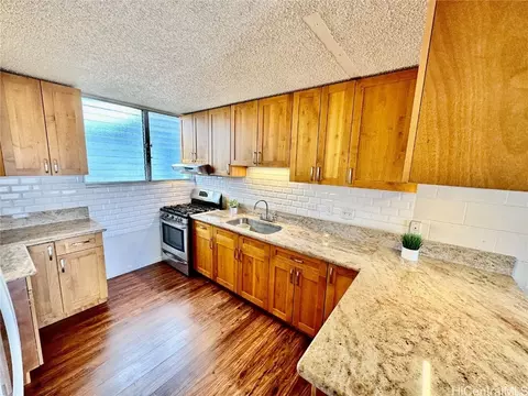 1118 Pua Ln #312, Honolulu, HI 96817