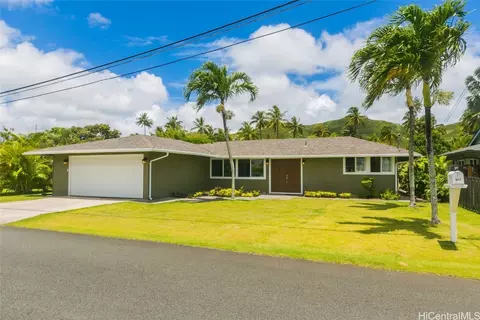 527 Kaimake Loop, Kailua, HI 96734
