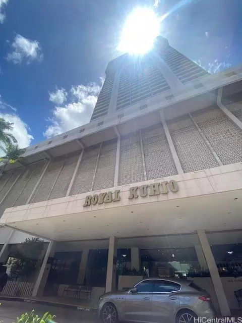 2240 Kuhio Ave #3406, Honolulu, HI 96815