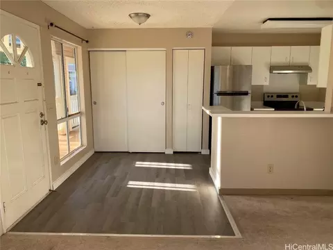 94-541 Lumiaina St #T202, Waipahu, HI 96797