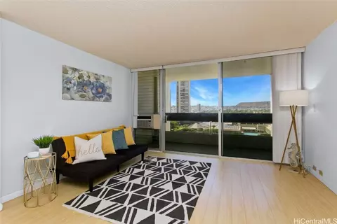 555 University Ave #1402, Honolulu, HI 96826
