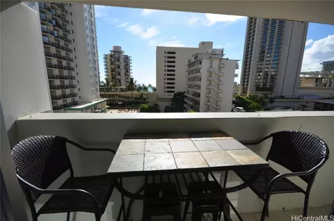 2450 Prince Edward St #802A, Honolulu, HI 96815