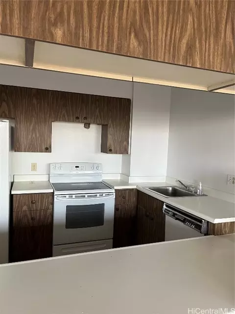 55 S Kukui St #D2202, Honolulu, HI 96813
