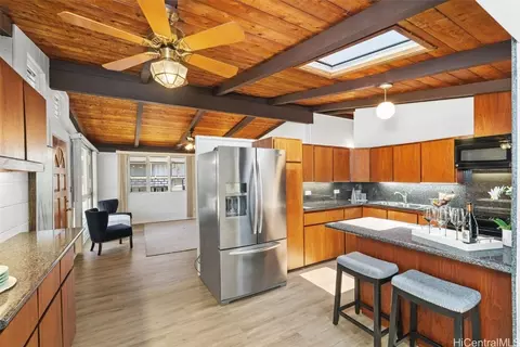 99-254 Ohenana Loop, Aiea, HI 96701