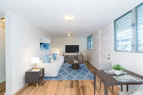 2752 Kahoaloha Ln #I205, Honolulu, HI 96826