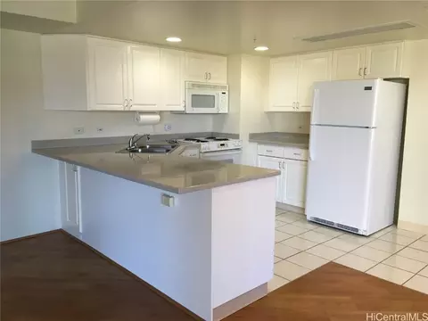1314 Kalakaua Ave #510, Honolulu, HI 96826