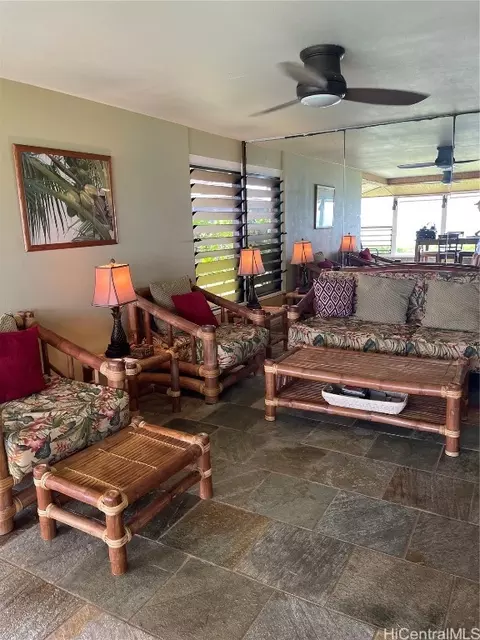 68-615 Farrington Hwy #13A, Waialua, HI 96791