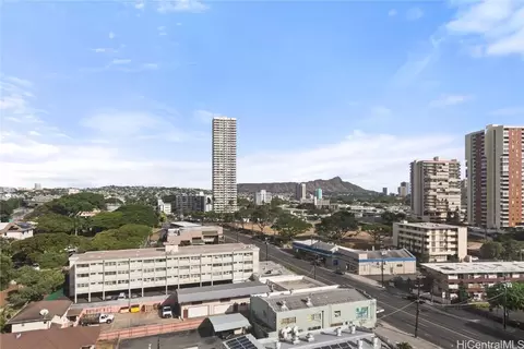 1025 Kalo Pl #1204, Honolulu, HI 96826