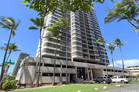 2724 Kahoaloha Ln #606, Honolulu, HI 96826