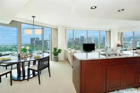 223 Saratoga Rd #1303, Honolulu, HI 96815