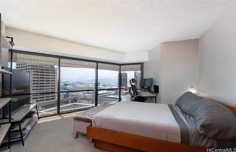 1088 Bishop St #1804, Honolulu, HI 96813