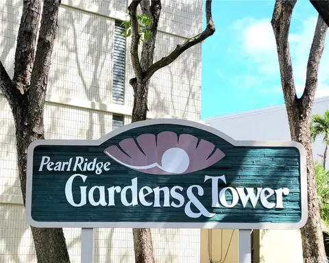 98-1030 Moanalua Rd #5-205, Aiea, HI 96701