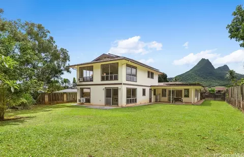 1043 Lunaai St, Kailua, HI 96734