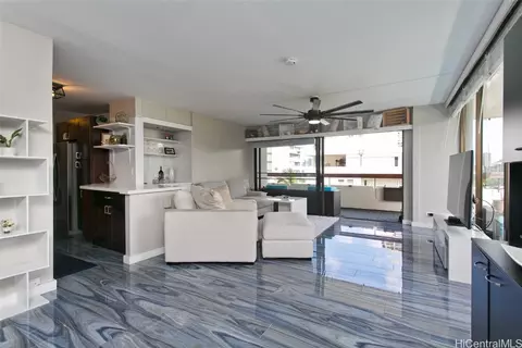 2029 Ala Wai Blvd #901, Honolulu, HI 96815