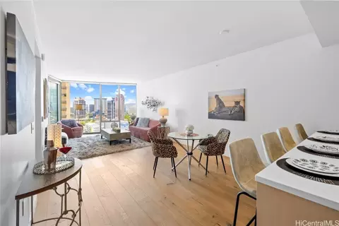 1001 Queen St #2209, Honolulu, HI 96814
