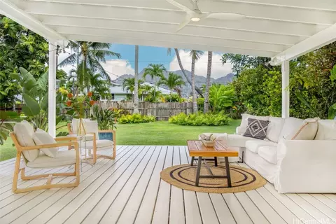 41-037 Hinalea St, Waimanalo, HI 96795