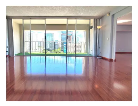 430 Keoniana St #1112, Honolulu, HI 96815