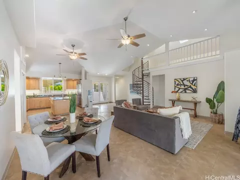 241 Kaha St, Kailua, HI 96734