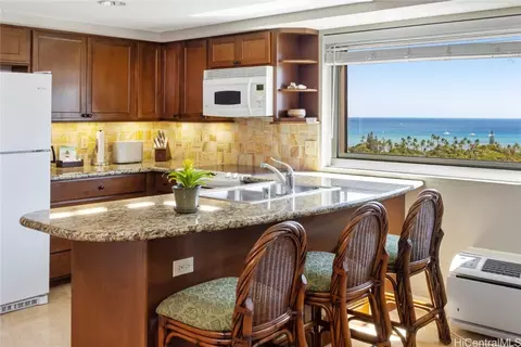 2045 Kalakaua Ave #1406, Honolulu, HI 96815