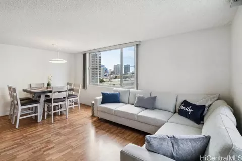 1032 Kinau St #601, Honolulu, HI 96814