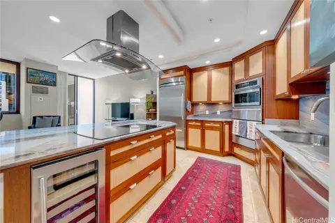 725 Kapiolani Blvd #2903, Honolulu, HI 96813