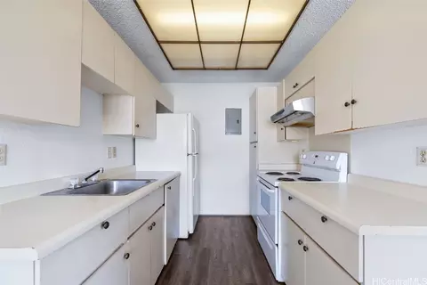 94-1200 Mopua Loop #B/6, Waipahu, HI 96797