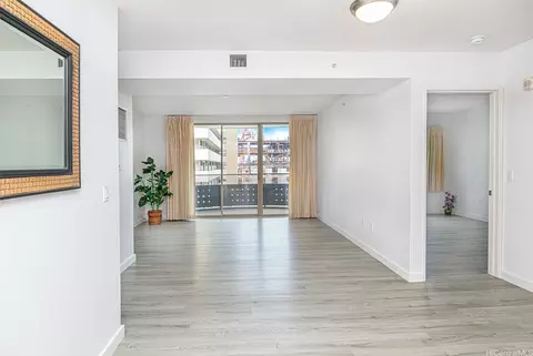 421 Olohana St #603, Honolulu, HI 96815