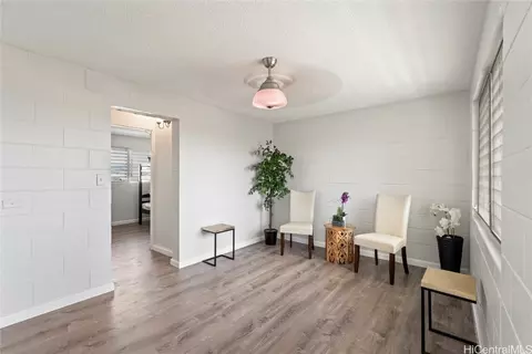 2033 Wilcox Ln #B311, Honolulu, HI 96819