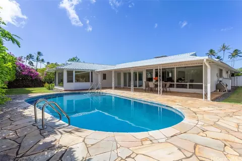 4823 Kolohala St, Honolulu, HI 96816