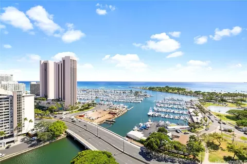 1650 Ala Moana Blvd #2401, Honolulu, HI 96815