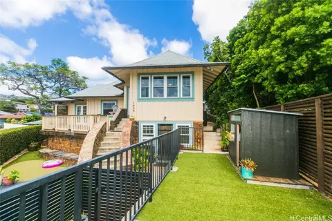 1439 Center St, Honolulu, HI 96816