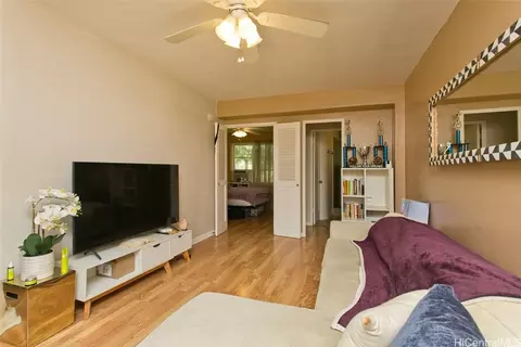 1819 Lipeepee St #305, Honolulu, HI 96815