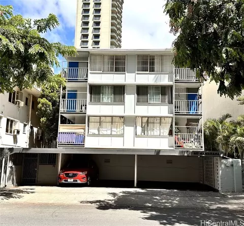 417 Namahana St #17, Honolulu, HI 96815