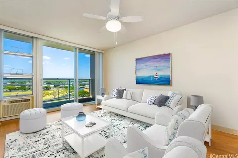 94-979 Kauolu Pl #909, Waipahu, HI 96797
