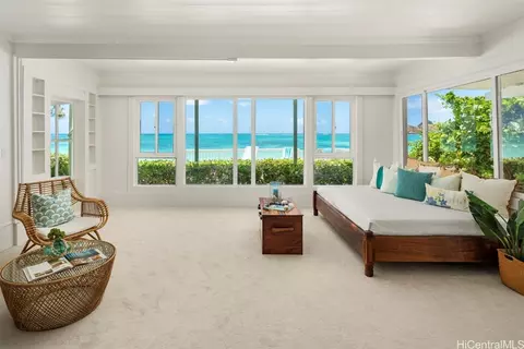1212 Mokulua Dr, Kailua, HI 96734