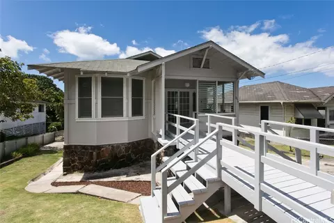 2219 Star Rd, Honolulu, HI 96813