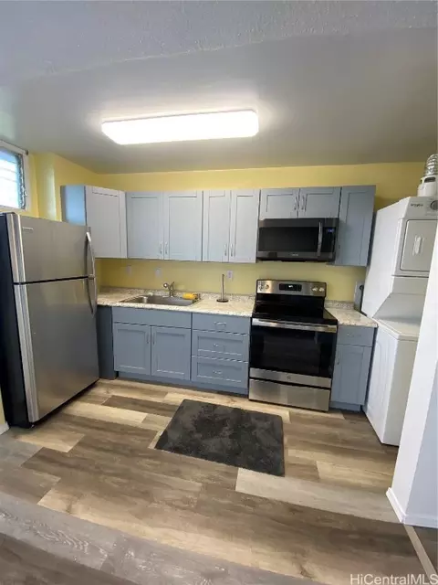 95-306 Kaloapau St #102, Mililani, HI 96789
