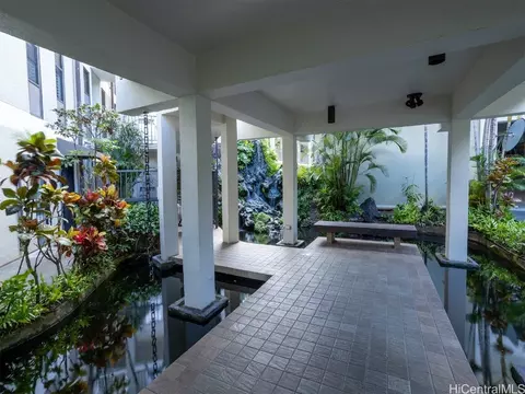 1020 Aoloa Pl #402B, Kailua, HI 96734