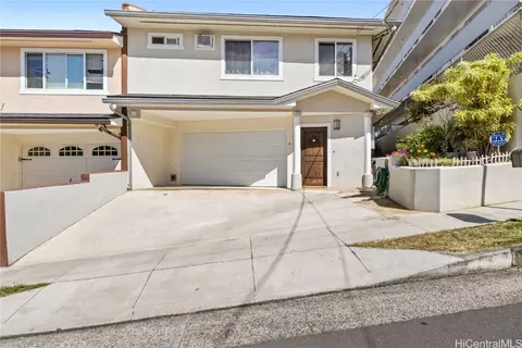 1512 Emerson St, Honolulu, HI 96813