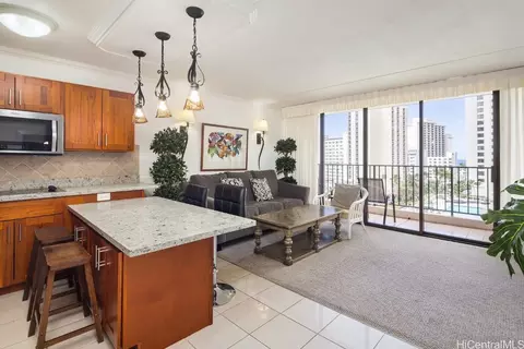 201 Ohua Ave #1010-T2, Honolulu, HI 96815