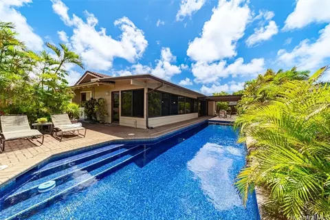 169 Anapalau St, Honolulu, HI 96825