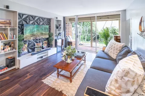 2115 Ala Wai Blvd #203, Honolulu, HI 96815