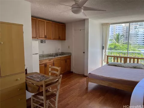 249 Kapili St #503, Honolulu, HI 96815