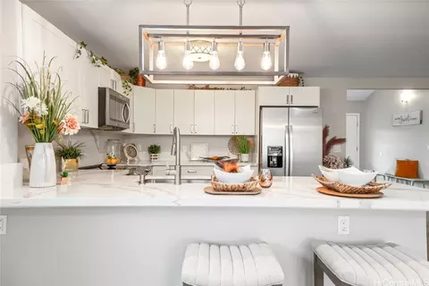 1688 Palamoi St, Pearl City, HI 96782