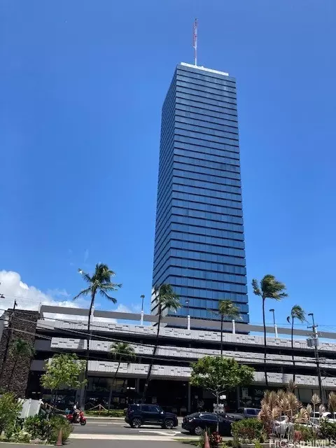 1750 Kalakaua Ave #1810, Honolulu, HI 96826